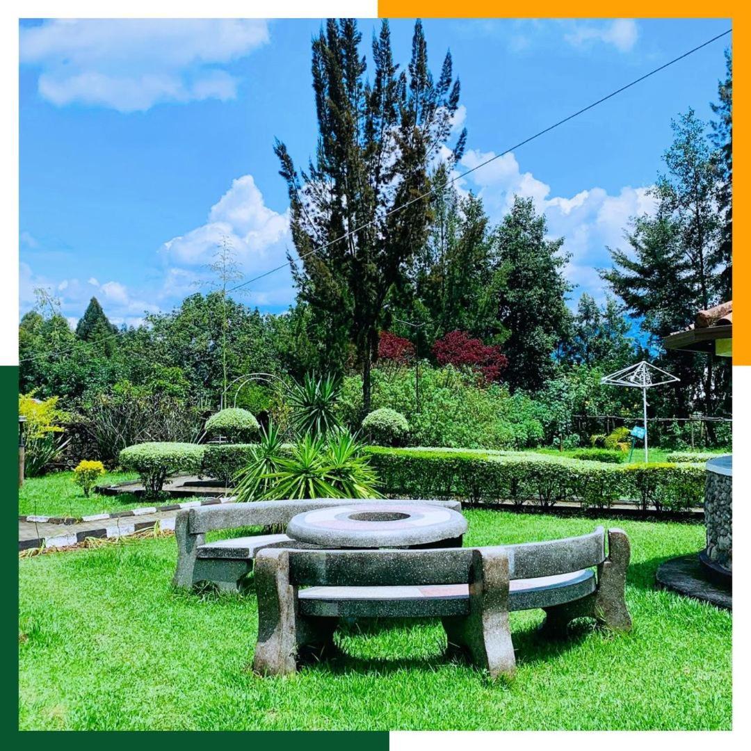 Karisimbi Cave Resort Ruhengeri Luaran gambar